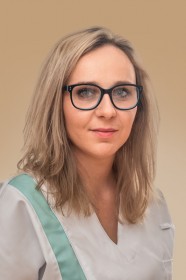 vrchní laborantka Dis. Alžběta Hotařová