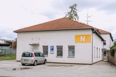 foto vstup do budovy
